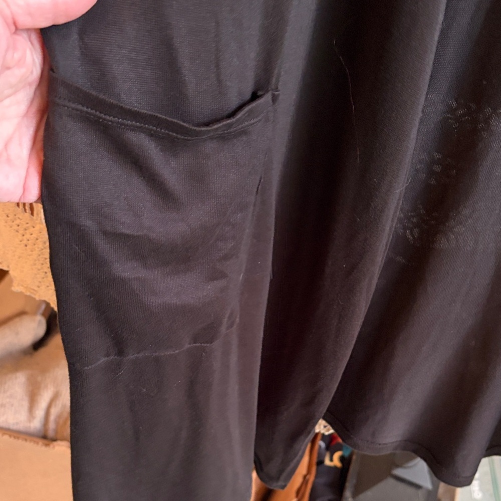 32 Degrees Long Black Women's Cardigan NWOT Size L/XL - Picture 4 of 7